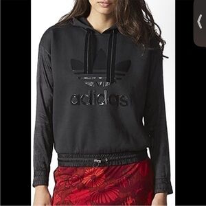 🦋 NWT adidas Black Hoodie Jacket S